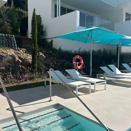 Palo Alto Indoor Pool Gym View Wifi Parking Apartment Marbella
